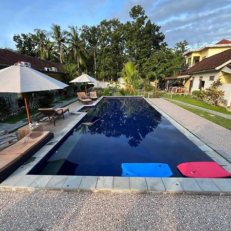 Kuta Lodge Homestay Exteriör bild